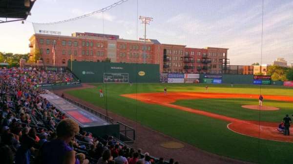 Fluor Field, bloc: 107, rangée: F