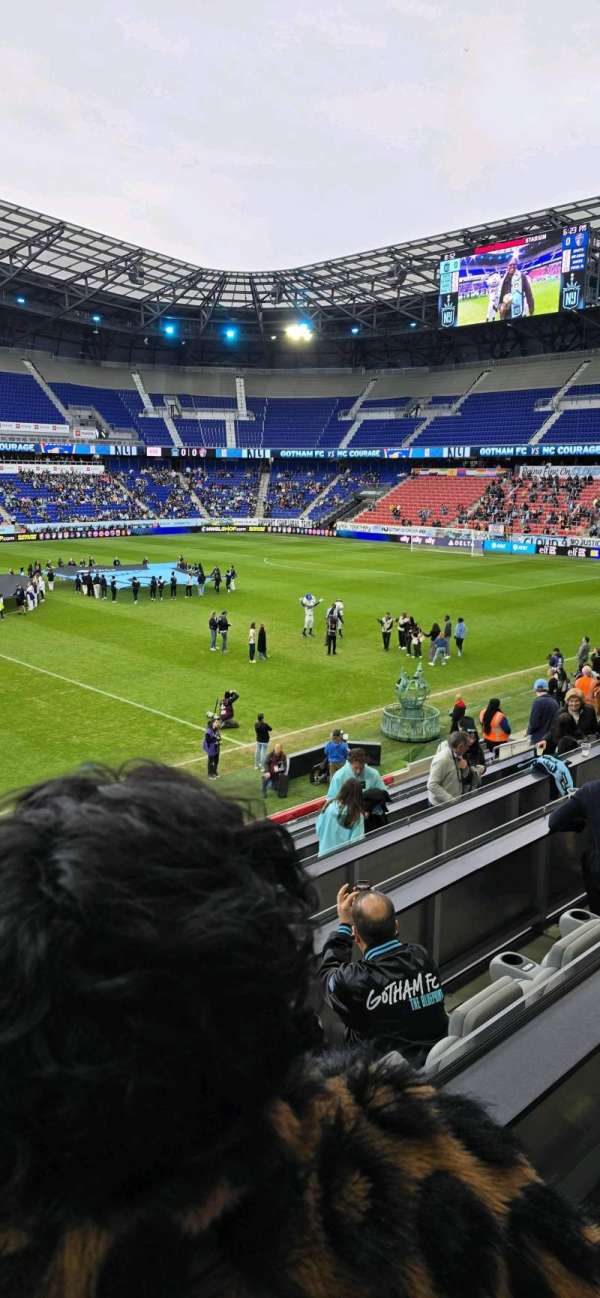 Sports Illustrated Stadium, bloc: 111, rangée: 15, place: 2