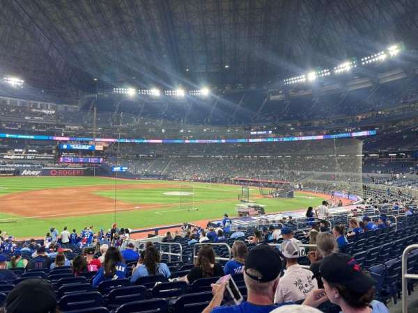 Rogers Centre, bloc: 133, rangée: 25, place: 6