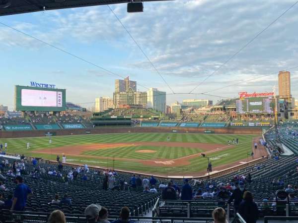 Wrigley Field, bloc: 216, rangée: 9, place: 12