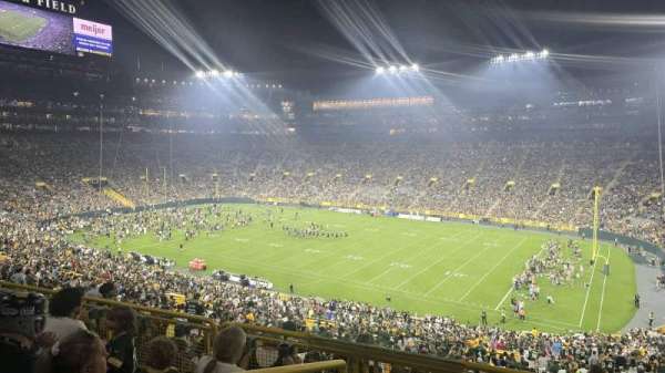 Lambeau Field, bloc: 409, rangée: 4, place: 1