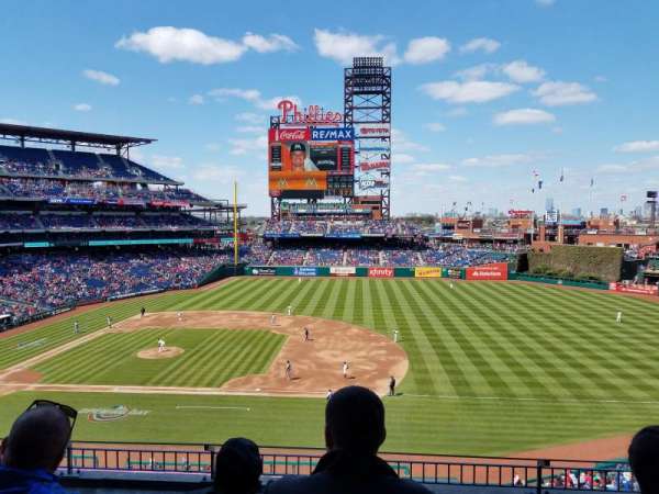 Citizens Bank Park, bloc: 214, rangée: 5, place: 8