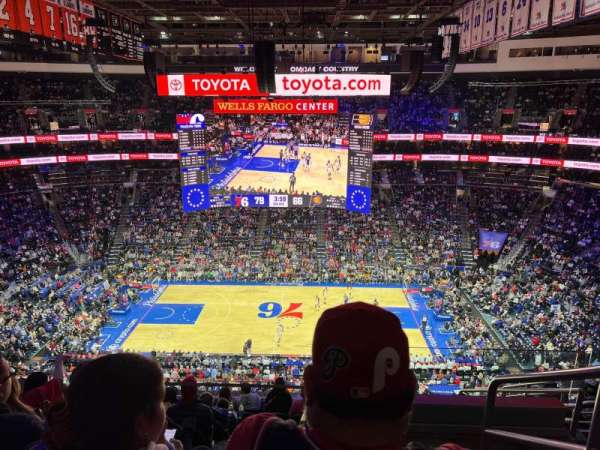 Xfinity Mobile Arena, bloc: 201, rangée: 10, place: 16