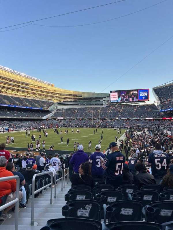 Soldier Field, bloc: 148, rangée: 16, place: 1