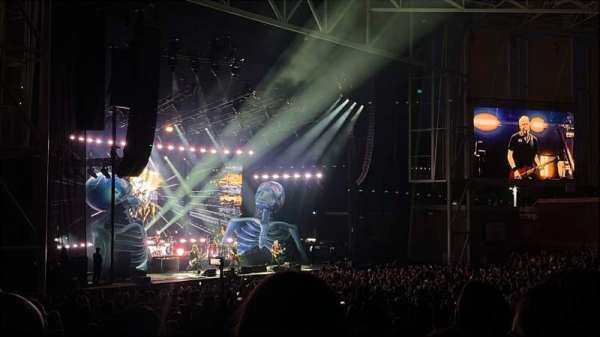 RBC Amphitheatre, bloc: 305, rangée: G, place: 28