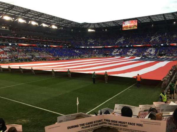 Sports Illustrated Stadium, bloc: 130, rangée: 6, place: 15