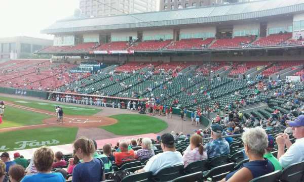 Sahlen Field, bloc: 111, rangée: U, place: 18