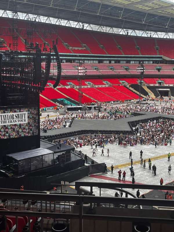 Wembley Stadium, bloc: 234, rangée: 15, place: 173
