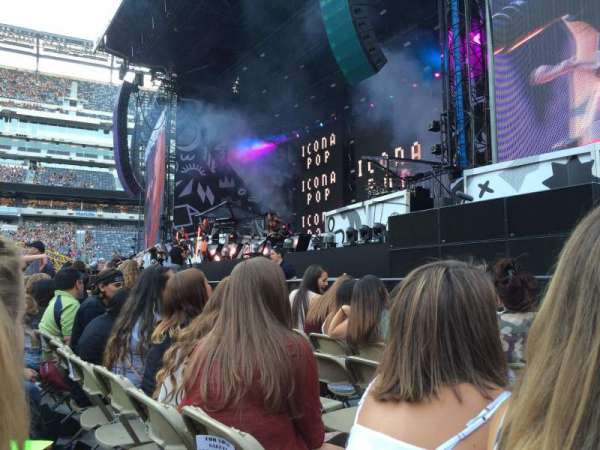 MetLife Stadium, bloc: Floor 2, rangée: 4