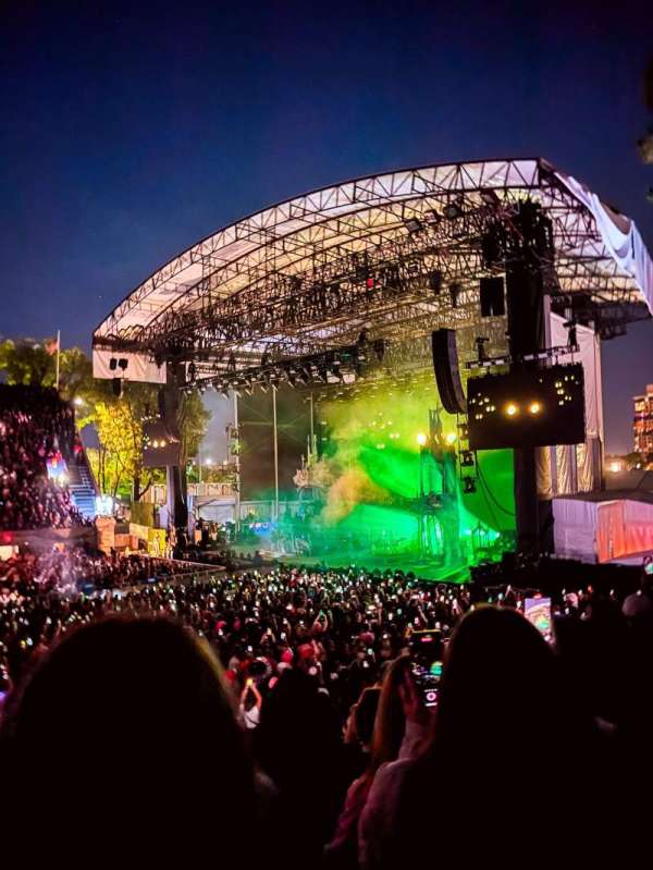 Forest Hills Stadium, bloc: 201, rangée: I, place: 27