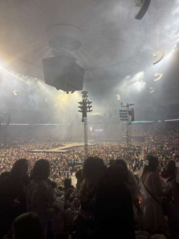 BC Place, bloc: 251, rangée: KK, place: 9
