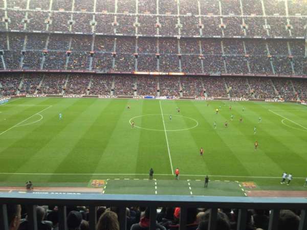 Camp Nou, bloc: 305, rangée: 19, place: 2