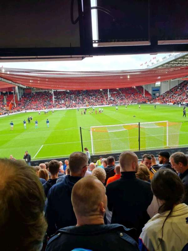 Bramall Lane, bloc: BL2, rangée: R, place: 87