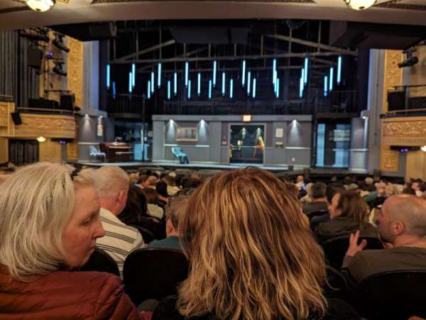 Gerald Schoenfeld Theatre, bloc: Orchestra C, rangée: P, place: 113