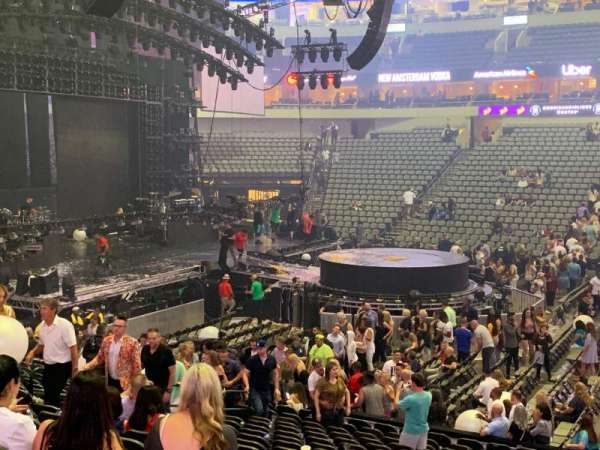 American Airlines Center, bloc: 119, rangée: T, place: 4