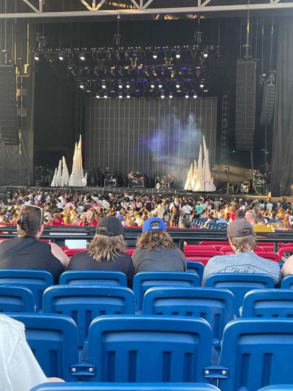 RBC Amphitheatre, bloc: 302, rangée: K, place: 38