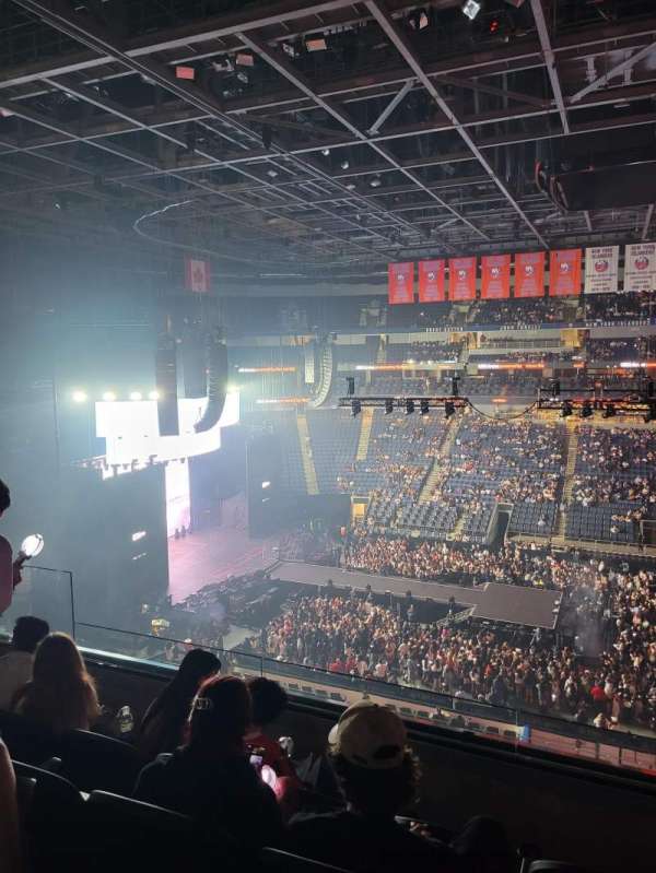 UBS Arena, bloc: 221, rangée: 4, place: 14