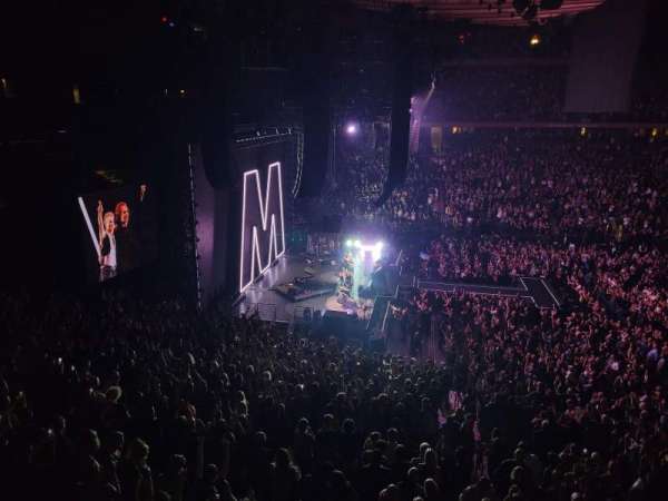 Madison Square Garden, bloc: 223, rangée: 1, place: 10