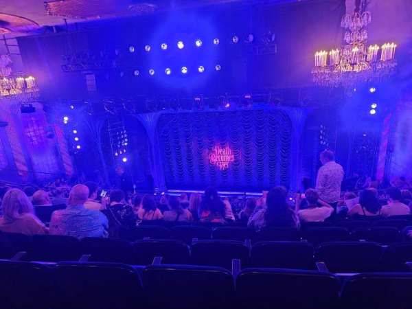 Lunt-Fontanne Theatre, bloc: Middle Mezzanine RC, rangée: H, place: 116