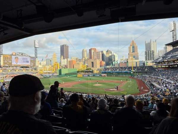 PNC Park, bloc: 119, rangée: CC, place: 10