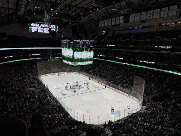 American Airlines Center, bloc: 321, rangée: C, place: 2