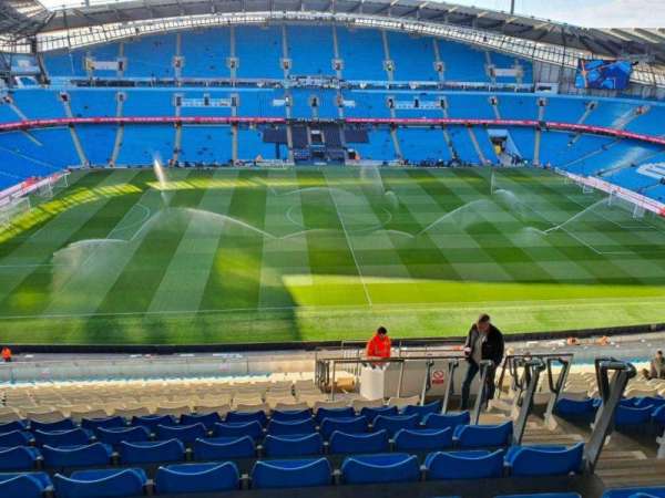 Etihad Stadium, Manchester, bloc: 304, rangée: 24, place: 75