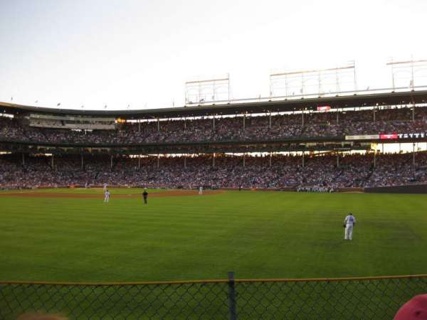 Wrigley Field, bloc: 514, rangée: 3, place: 5