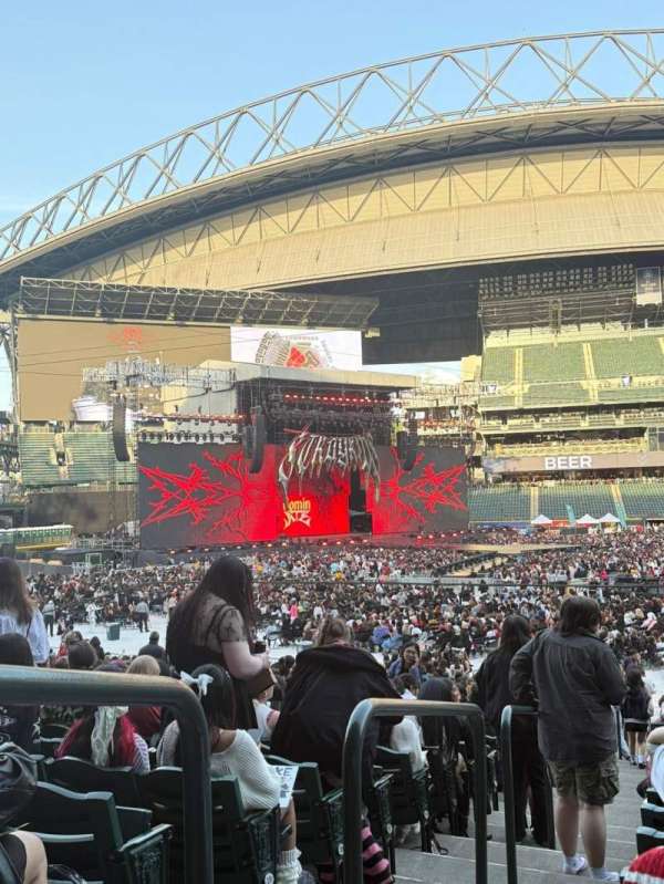 T-Mobile Park, bloc: 141, rangée: 33, place: 19