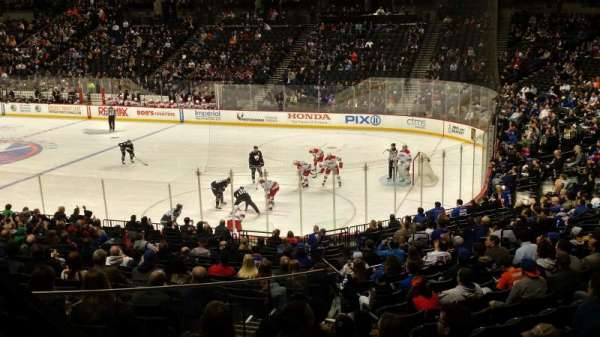 Barclays Center, bloc: 121, rangée: 4, place: 11