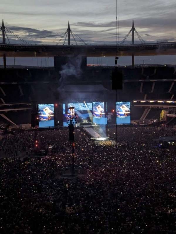 Stade de France, bloc: Y7, rangée: 74, place: 22
