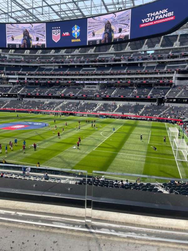SoFi Stadium, bloc: C250, rangée: 1, place: 7
