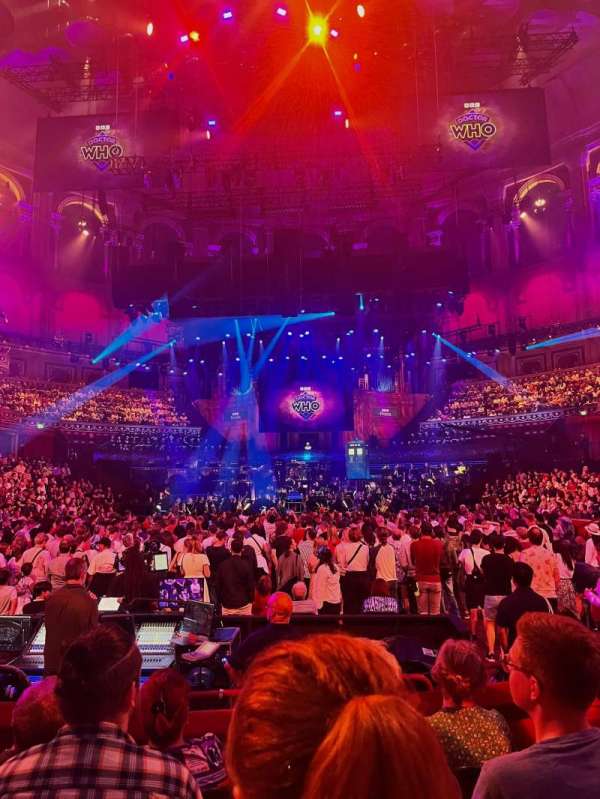 Royal Albert Hall, bloc: stalls K, rangée: 4, place: 67