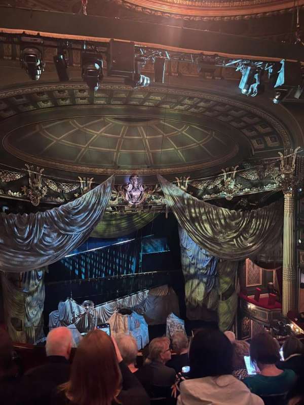 His Majesty's Theatre, London, bloc: Grand Circle, rangée: F, place: 28