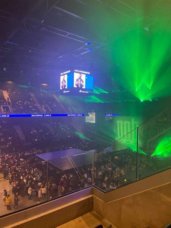 Adidas Arena, bloc: balcon o, rangée: 3, place: 4