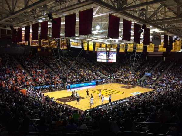 Winthrop Coliseum, bloc: 119, rangée: U, place: 8