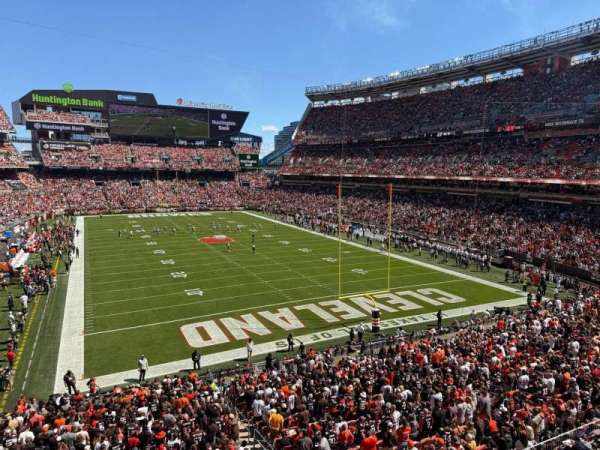 Huntington Bank Field, bloc: 345, rangée: 1, place: 14