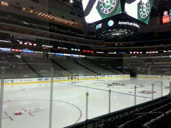 American Airlines Center, bloc: 121, rangée: F, place: 7