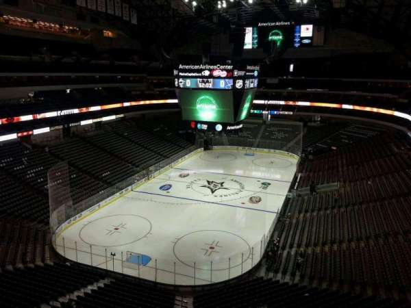 American Airlines Center, bloc: 333, rangée: EE, place: 8