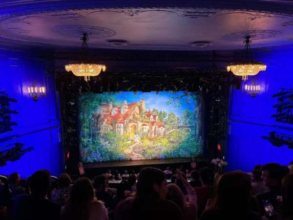 Hayes Theater, bloc: Mezzanine C, rangée: G, place: 111