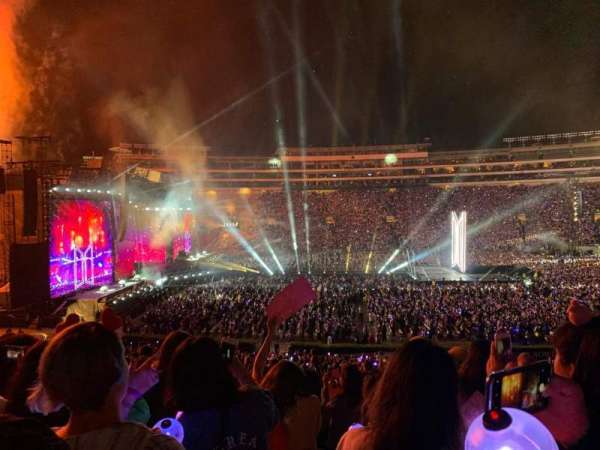 Rose Bowl, bloc: 4-L, rangée: 47, place: 4