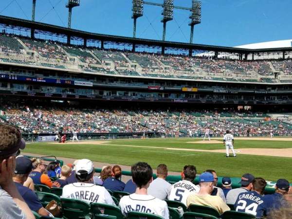 Comerica Park, bloc: 118, rangée: 9, place: 18
