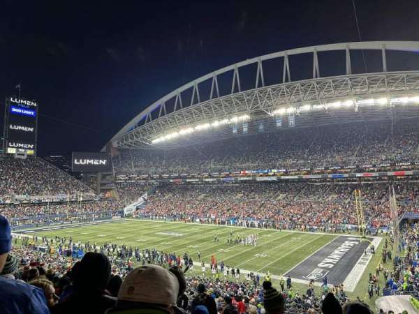 Lumen Field, bloc: 230, rangée: R, place: 5