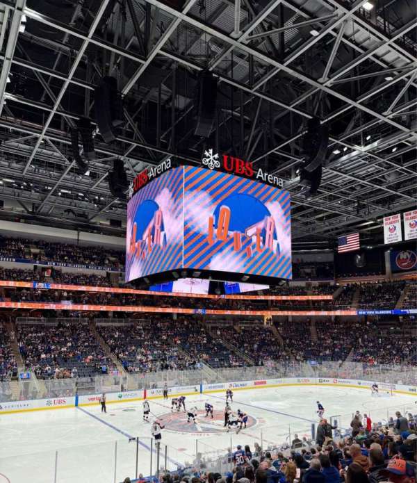 UBS Arena, bloc: 106, rangée: 20, place: 1