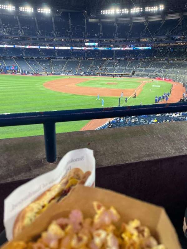 Rogers Centre, bloc: 238, rangée: 1, place: 10