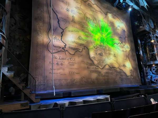 Gershwin Theatre, bloc: Orchestra L, rangée: A, place: 5