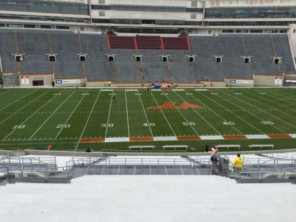 Lane Stadium, bloc: 132, rangée: FFF, place: 14