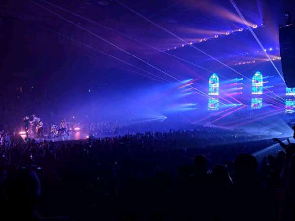 Blue Arena, bloc: F, rangée: 9, place: 1