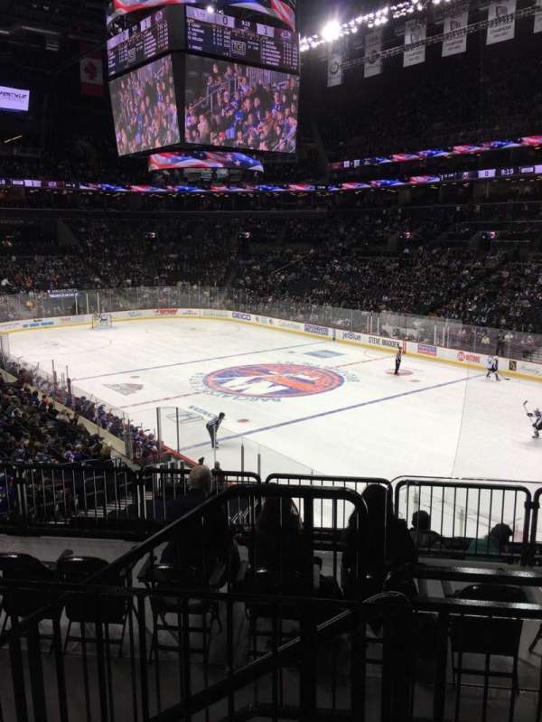 Barclays Center, bloc: 104, rangée: 5, place: 1