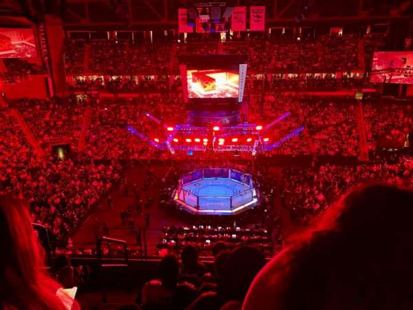 VyStar Veterans Memorial Arena, bloc: 303, rangée: F, place: 17