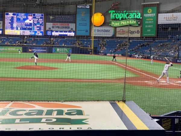 Tropicana Field, bloc: 111, rangée: N, place: 10